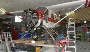 Dehavilland DHC-2 Beaver engine change